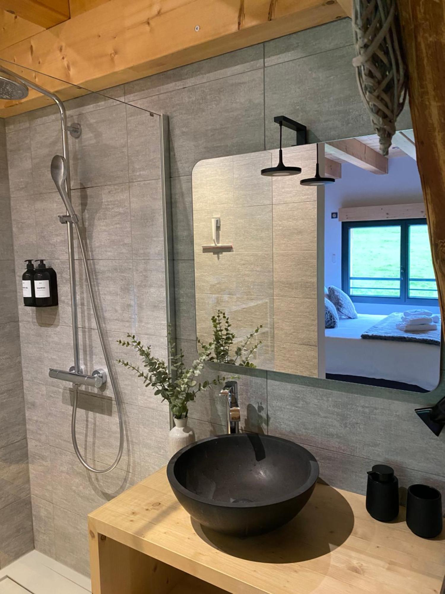 Gite De Charme Avec Jacuzzi #Calme #Cosy Viuz-en-Sallaz المظهر الخارجي الصورة
